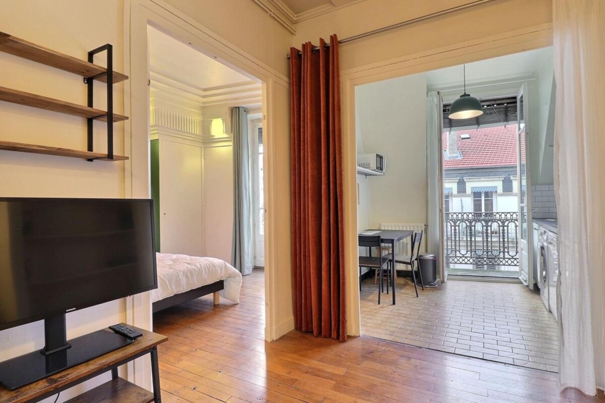 Chaponnay - Superb T2 Apartment - Lyon 3Rd エクステリア 写真